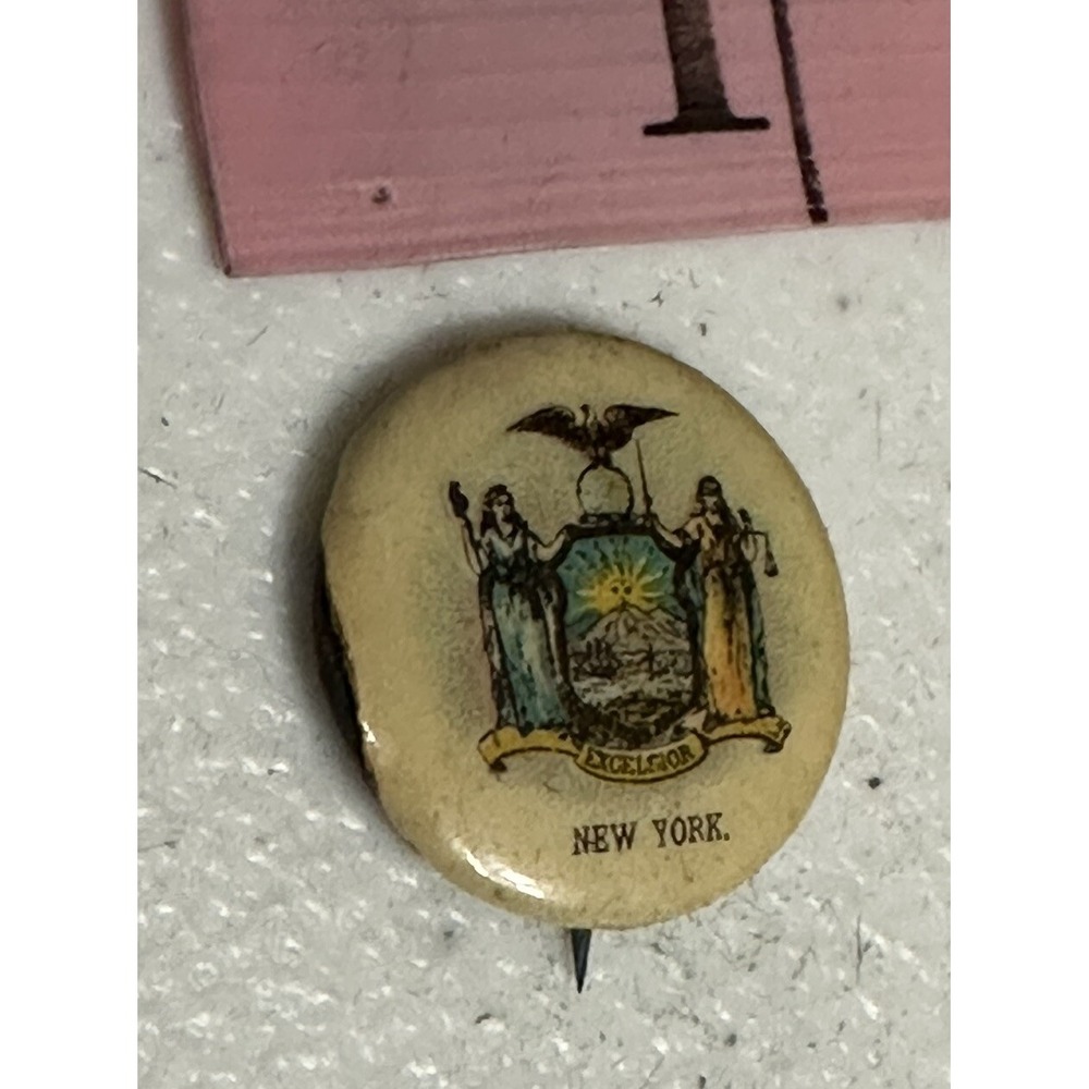 New York State Seal Sweet Caporal Cigarettes Whitehead & Hoag Pinback Button‎